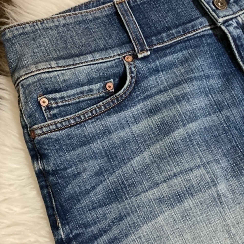 Principle Denim NWT The Carefree mid thigh jean skirt Sz32 - Picture 5 of 13